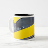 Verenigde Staten, Massachusetts, Gloucester. Detai Tweekleurige Koffiemok (Voorkant links)