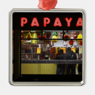 Verenigde Staten, New York. Gray's Papaya: raam Metalen Ornament