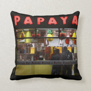 Verenigde Staten, New York. Gray's Papaya: venster Kussen