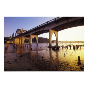 Verenigde Staten, Oregon, Florence. Siuslaw Bridge Foto Afdruk