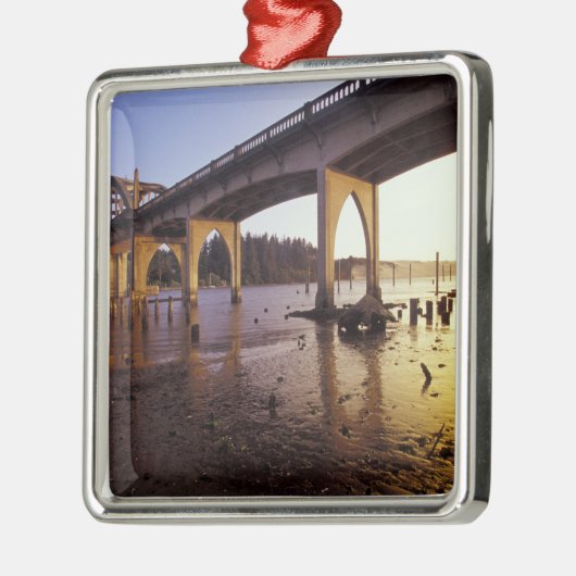 Verenigde Staten, Oregon, Florence. Siuslaw Bridge Metalen Ornament (Links)