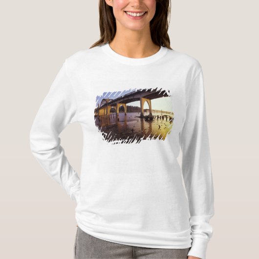 Verenigde Staten, Oregon, Florence. Siuslaw Bridge T-shirt (Voorkant)