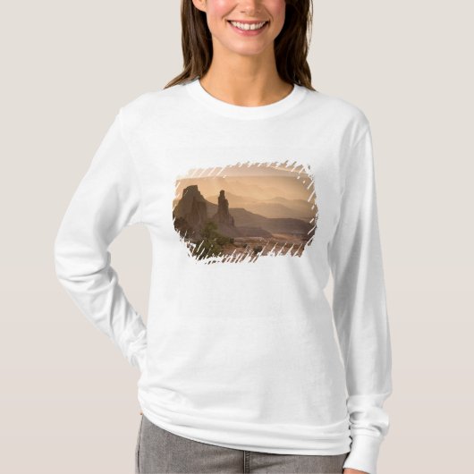 Verenigde Staten; Utah; Nationaal Park Canyonlands T-shirt (Voorkant)