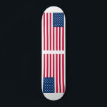 Verenigde Staten van Amerika Vlagskateboard Vereni Persoonlijk Skateboard<br><div class="desc">Verenigde Staten - Verenigde Staten - Vlag - Patriottisch - Onafhankelijkheidsdag - 4 juli - - Kies / voeg uw unieke tekst / kleur / Afbeelding toe - maak uw speciale cadeautje - vergroot en beweeg of verwijder elementen / afbeelding met aanpassingsgereedschap. U kunt design ook overbrengen naar meer dan...</div>