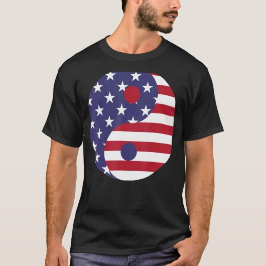 Verenigde Staten Vlag Ying en Yang T-shirt (Voorkant)