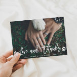 Verf de Liefde & de Bedankt van de Drukken | Harte<br><div class="desc">White Love and Bedankt Script Paw Prints Foto bedankt voor uw kaart met Beige Kraft Paper Print op de achterkant. Ideaal voor bruiloften,  verjaardagen,  afstuderen en andere evenementen.</div>