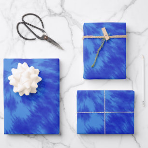 Verf in blauw inpakpapier vel