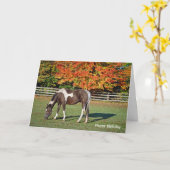 Verf paard in herfstweide Verjaardag Kaart (Gele Bloem)