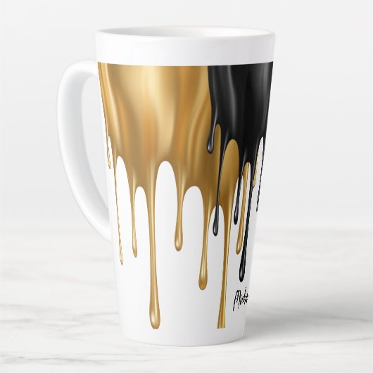 Verf voor zwart en gouddruppels op maat latte mok (Linkerhoek)