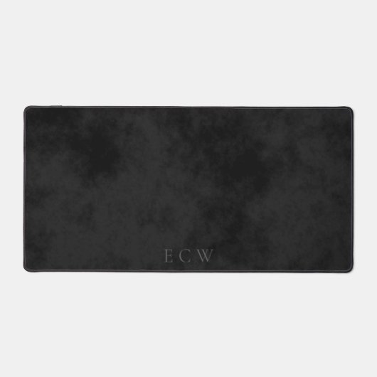 Verfijnde Faux Stamp Triple Monongram op zwart Bureaumat (Voorkant)