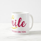 Verfris je dag met een glimlach Mok! Koffiemok (Voorkant rechts)