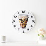 Verfrissende Ice-Cold Soda Drink met Bubbles Grote Klok<br><div class="desc">Verhoog uw ruimte met een vleugje verfijnd plezier! Onze klok is voorzien van een opvallende afbeelding van een glaasje boordevol ijs en een verfrissende alcoholische drink, perfect vastgelegd en geplaatst tegen een stijlvolle achtergrond. Dit ontwerp voegt niet alleen een levendig, speels element toe aan elke kamer, maar houdt je ook...</div>
