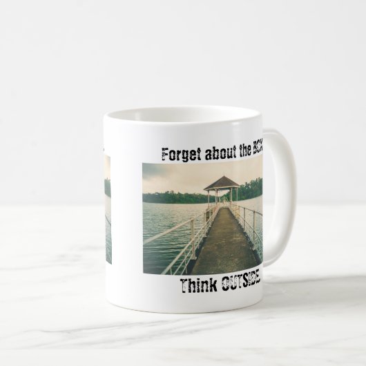 Vergeet de doos - denk buiten Mok  Dock (Voorkant rechts)