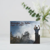 Vergeet de slachtoffers niet briefkaart (Staand voorkant)