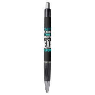 Vergeet de slippers die deze prinses draagt scrubs pen