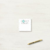 Vergeet moderne donut Post-it Notes niet (Op bureau)
