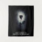 Vergeet niet om te dansen in het Moonlight Wandkleed (Voorkant)