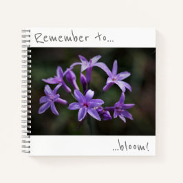 Vergeet niet te bloeien Paarse Blauwe Bloemen Noti Notitieboek