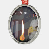 Vergeet nooit 9-11-01 metalen ornament (Links)