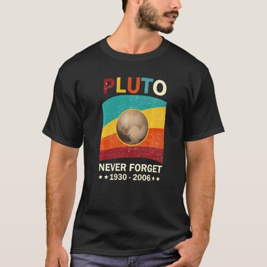 Vergeet Pluto Retro Style Funny Space T-shirt 3 no (Voorkant)