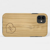 Vergraven hart en Initialen op houten korreltextuu Case-Mate iPhone Case (Achterkant (horizontaal))