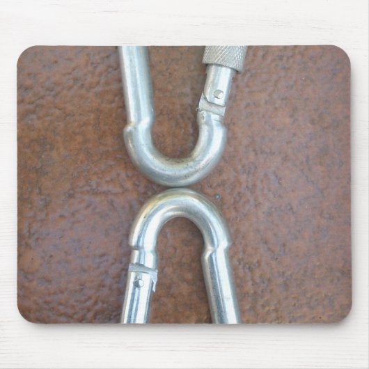 Vergrendeld: duurzaam stalen karabijnhaak ontwerp muismat (Voorkant)