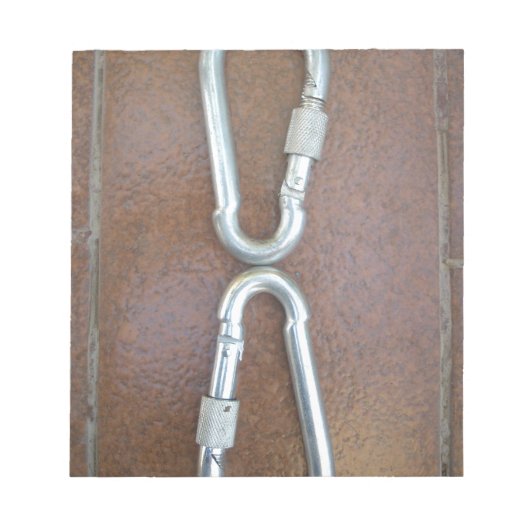 Vergrendeld: duurzaam stalen karabijnhaak ontwerp notitieblok (Voorkant)