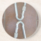 Vergrendeld: duurzaam stalen karabijnhaak ontwerp zandsteen onderzetter (Voorkant)