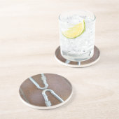 Vergrendeld: duurzaam stalen karabijnhaak ontwerp zandsteen onderzetter (Zijkant)