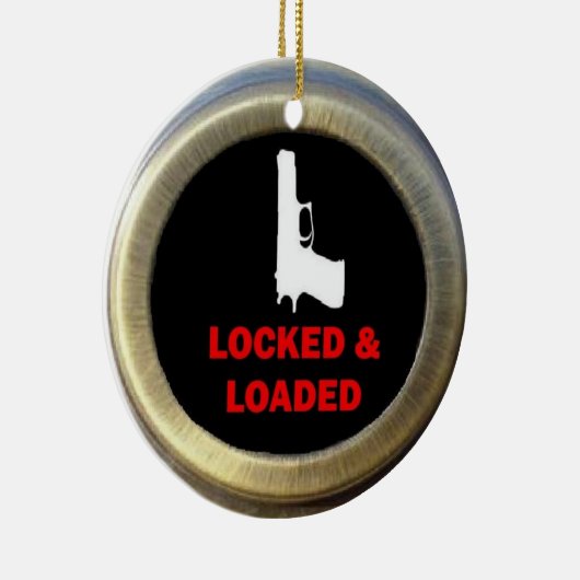 Vergrendeld en geladen Pistool Keramisch Ornament (Rechts)