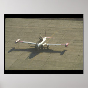 Vergrendeld T-33 Trainer landing_Militair Vliegtui Poster