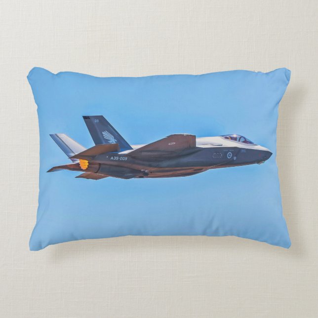 Vergrendelde Martin F-35A Lightning II Accent Pill Kussen (Voorkant)