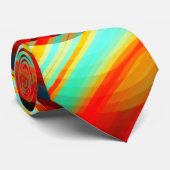 Vergrootende gekromde rode slagen die in puin over stropdas (Opgerold)