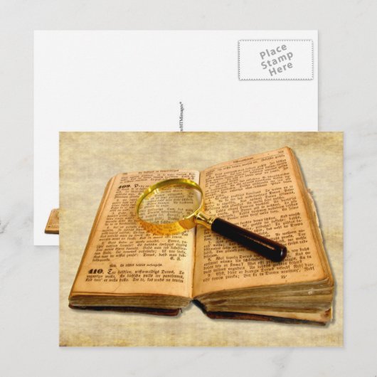 Vergrootglas en oud boek briefkaart (Voorkant / Achterkant)