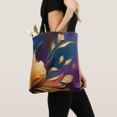 Vergulde bloei - Abstracte bloemcompositie Tote Bag (Dichtbij)