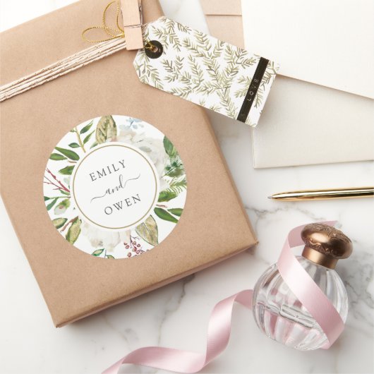 Vergulde bloemen krans bruiloft monogram ronde sticker (Geschenken)