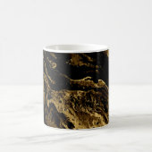 Vergulde Elegantie: Marbling's Splendid Magic Koffiemok (Center)