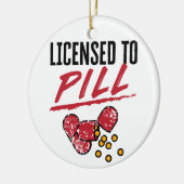 Vergunning verleend aan het Afstudeerder van het A Keramisch Ornament (Links)