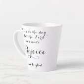 Verhogen Verheug je en Wees blij met Mok (Linkerhoek)