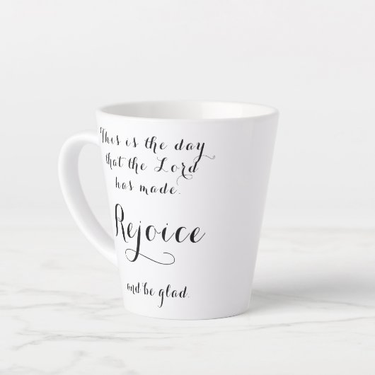 Verhogen Verheug je en Wees blij met Mok (Linkerhoek)