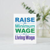 Verhoog het minimumloon naar een leefbaar loon briefkaart (Staand voorkant)