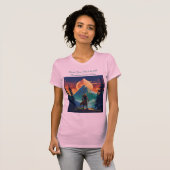 Verhoog je garderobe met berggeïnspireerde T - shi T-shirt (Voorkant volledig)