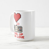 Verhoog Je Liefde, Retro Pixel Gaming Design Koffiemok (Voorkant links)