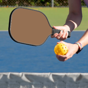 Verhoog uw ontwerp met een bruine achtergrond pickleball paddle