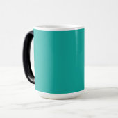 Verhoog uw ontwerp met een groene achtergrond magische mok (Voorkant links)