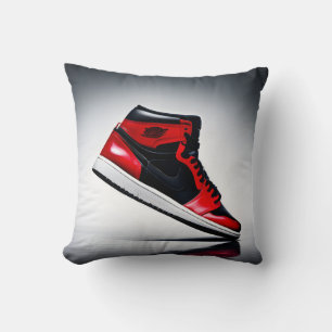 Verhoog uw stijl: rood en zwart high-top kussen