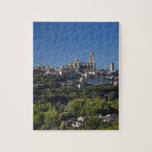 Verhoogd stadsaanzicht met de kathedraal van Segov Legpuzzel