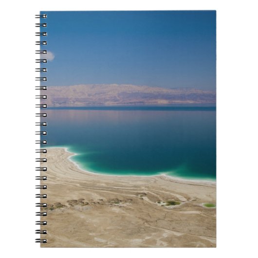 Verhoogd uitzicht op de Dode Zee Notitieboek (Voorkant)