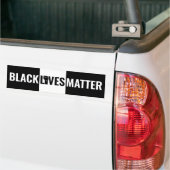 Verhoogd vuist zwart-wit en zwart-witmateriaal bumpersticker (Op Truck)