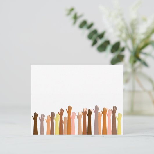 Verhoogde handen briefkaart (Staand voorkant)